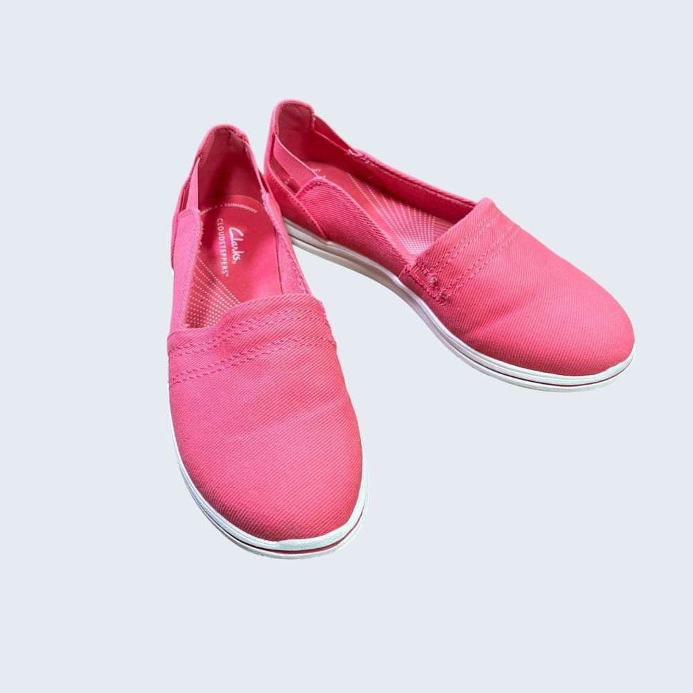 Clarks Cloudsteppers‎ Coral Pink Canvas Slip On Shoes Women's 8M EU 39 Comfort